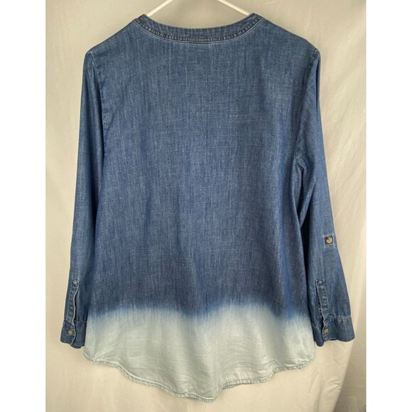 J.Jill Tunic Top Womens M Ombre Blue Chambray Dip Dyed Button‎ Front Denim - Picture 6 of 11